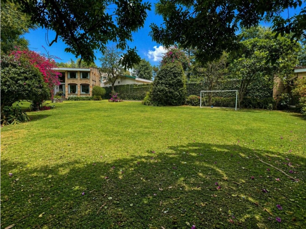 VENTA DE CASA |JARDIN Y ALBERCA | CLUB DE GOLF AVANDARO — foto 6