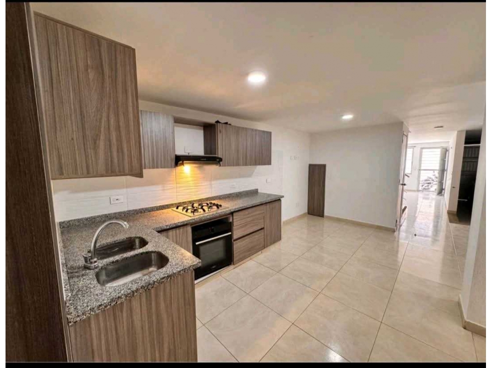 VENTA DE CASA LA LINDA CARTAGO VALLE - 3