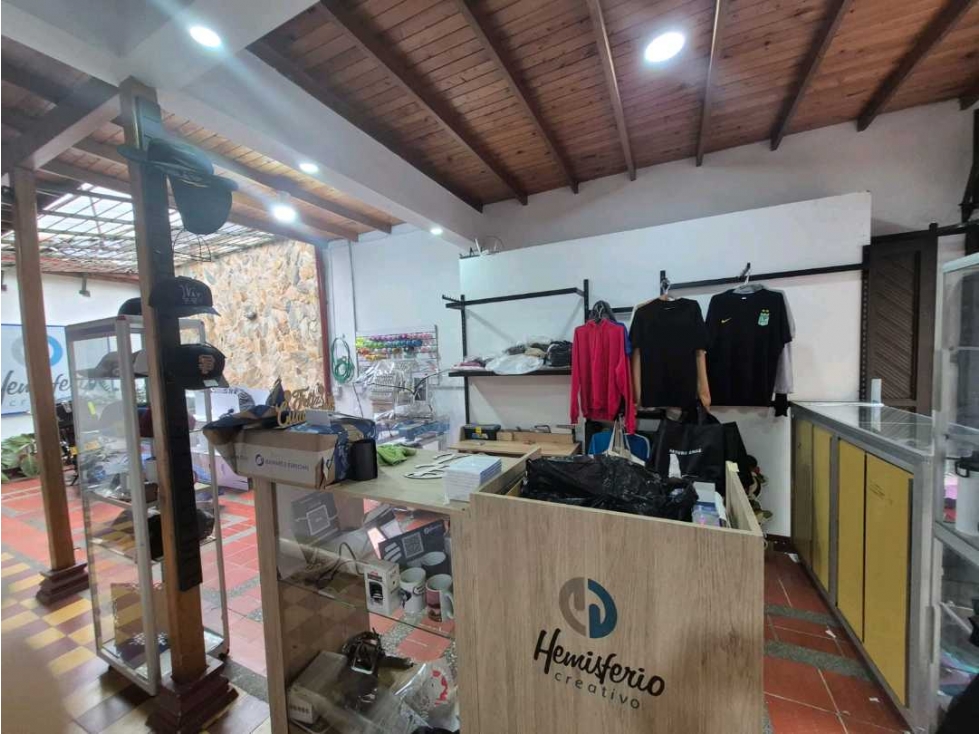 VENTA DE CASA LOTE EN CALDAS, SECTOR PARQUE PRINCIPAL - 3