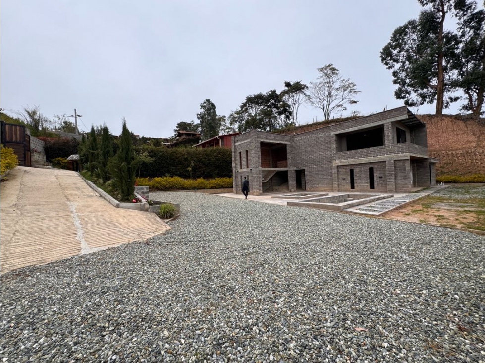VENTA DE CASA LOTE EN LA CHINA