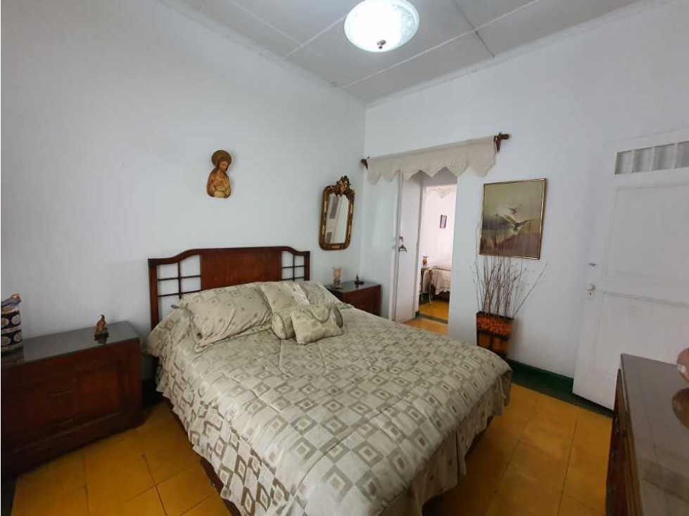 VENTA DE CASA LOTE EN LA MEJOR ZONA DE LA FLORESTA — foto 3