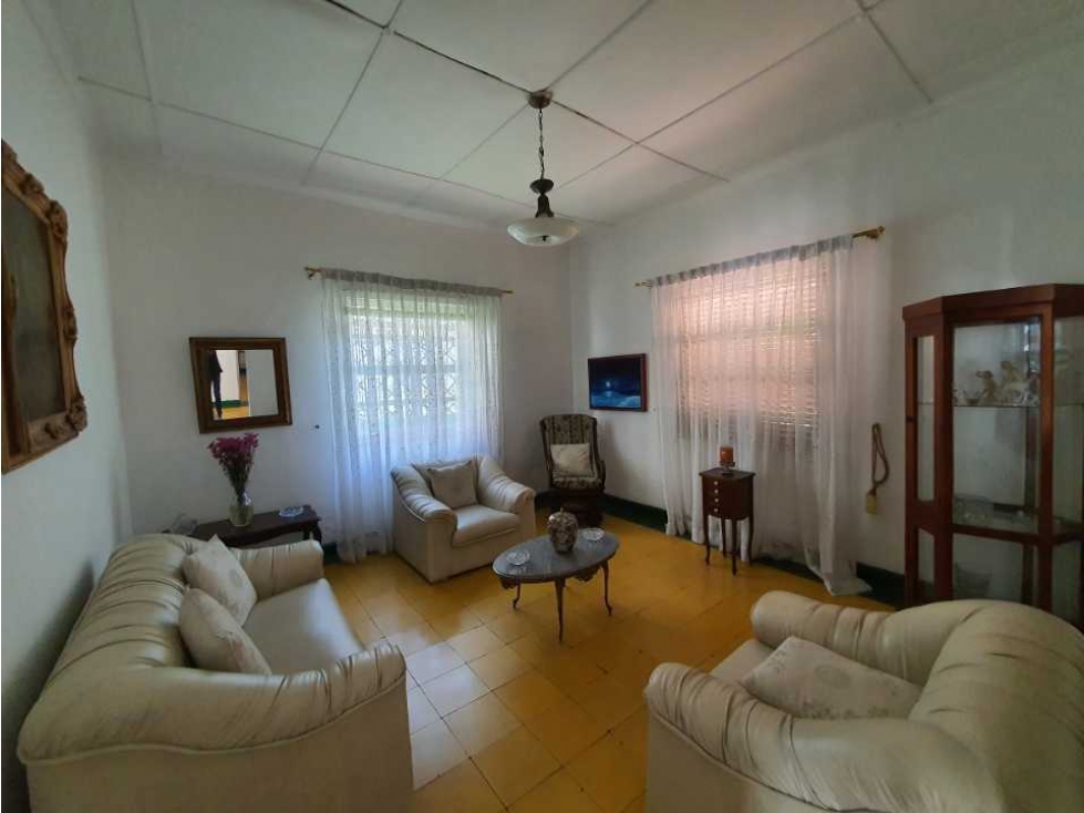 VENTA DE CASA LOTE EN LA MEJOR ZONA DE LA FLORESTA — foto 5