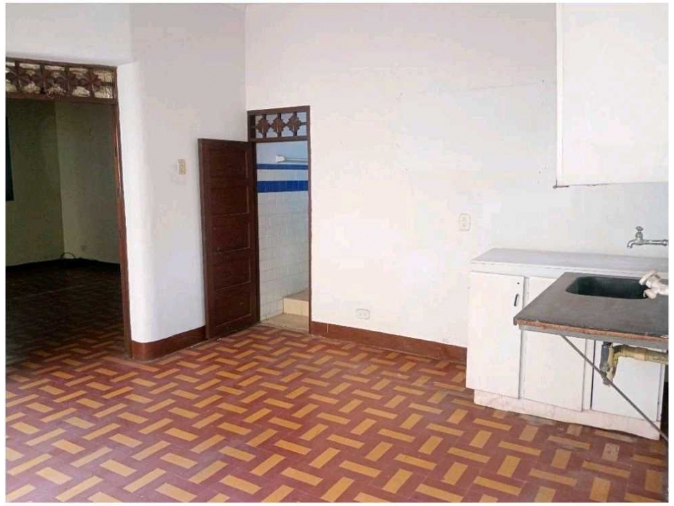 Venta de casa lote en Laureles, Medellín — foto 2