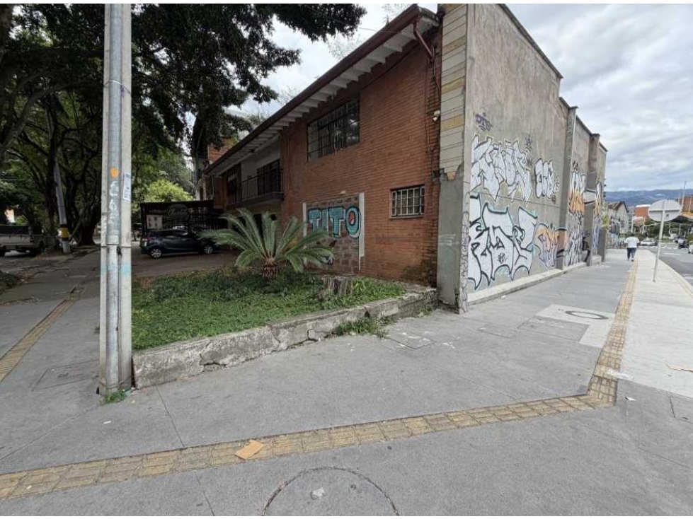 VENTA DE CASA LOTE ESQUINERA EN CALASANZ, CERCA A LA AV.80. — foto 3