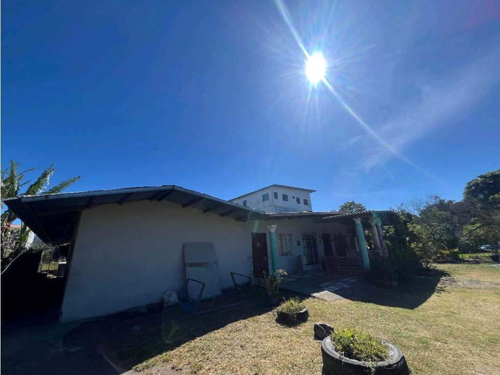 VENTA DE CASA MAS 6 APARTAMENTOS EN VOLCAN - 2