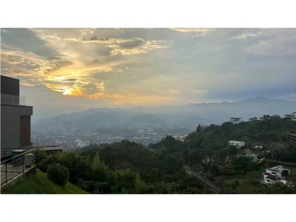 Venta de casa Medellin, en la avenida palmas — foto 4