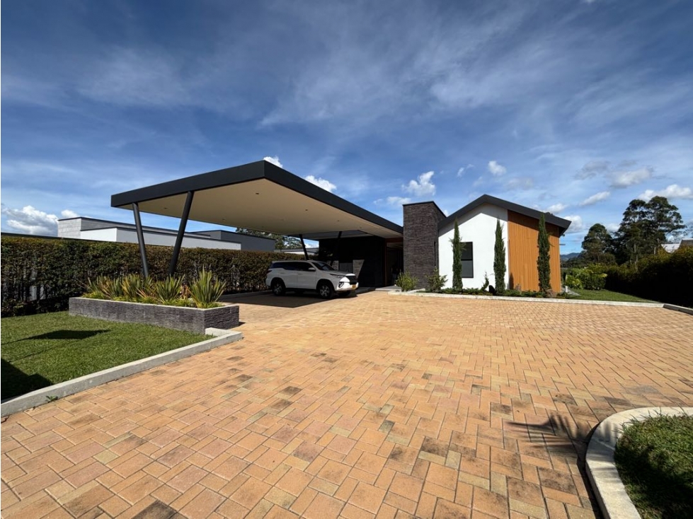 Venta de casa nueva en parcelación en Llanogrande, Rionegro — foto 2