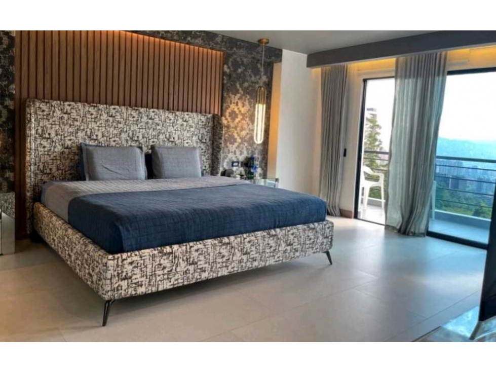 Venta De Casa Palmas Medellìn — foto 4
