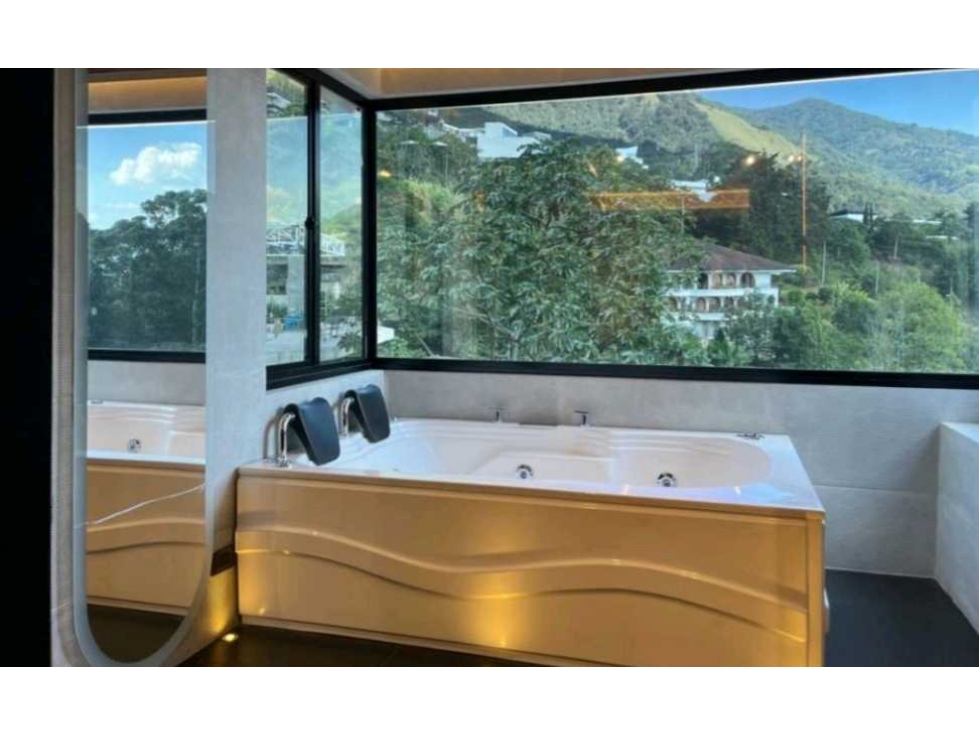 Venta De Casa Palmas Medellìn — foto 6
