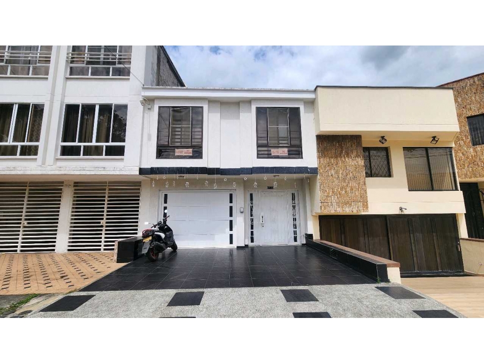 VENTA DE CASA PALMIRA - ALG - AM 9688172