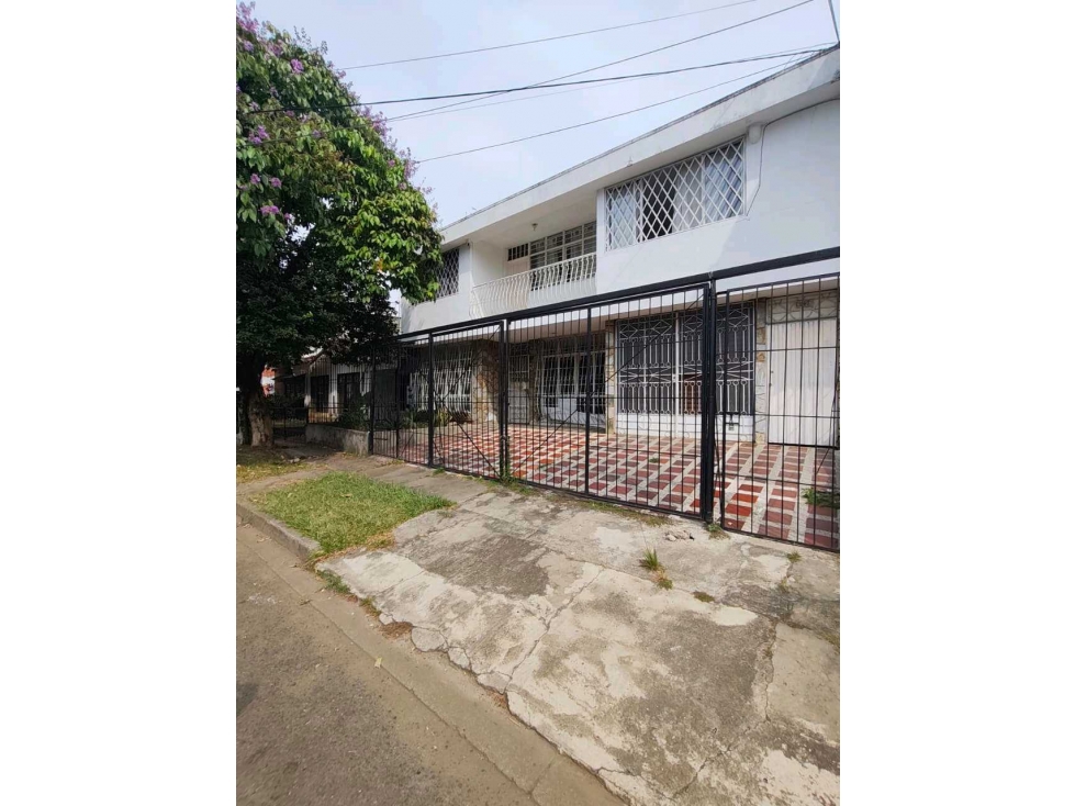 VENTA DE CASA PARA REFORMAR EN EL BARRIO LIMONAR EN EL SUR DE CALI — foto 2