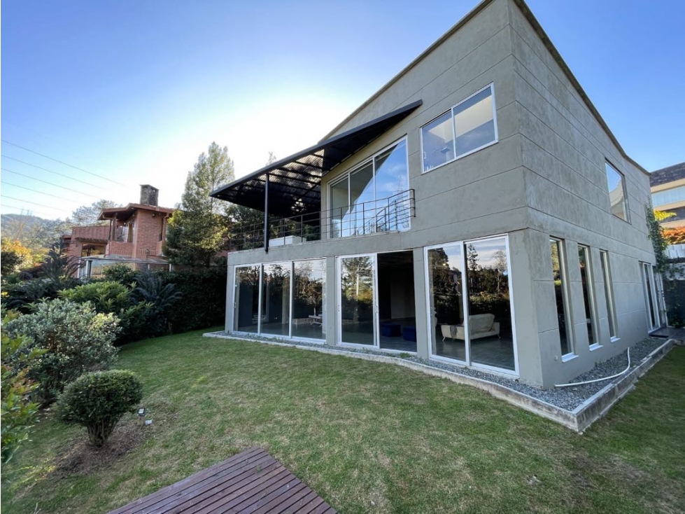 VENTA DE CASA. PARCELACIÓN. ALTO ESCOBERO