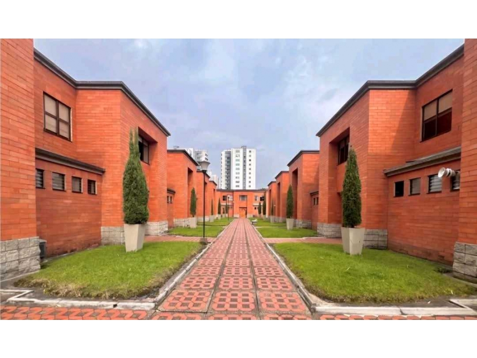 VENTA DE CASA PINARES PEREIRA RISARALDA