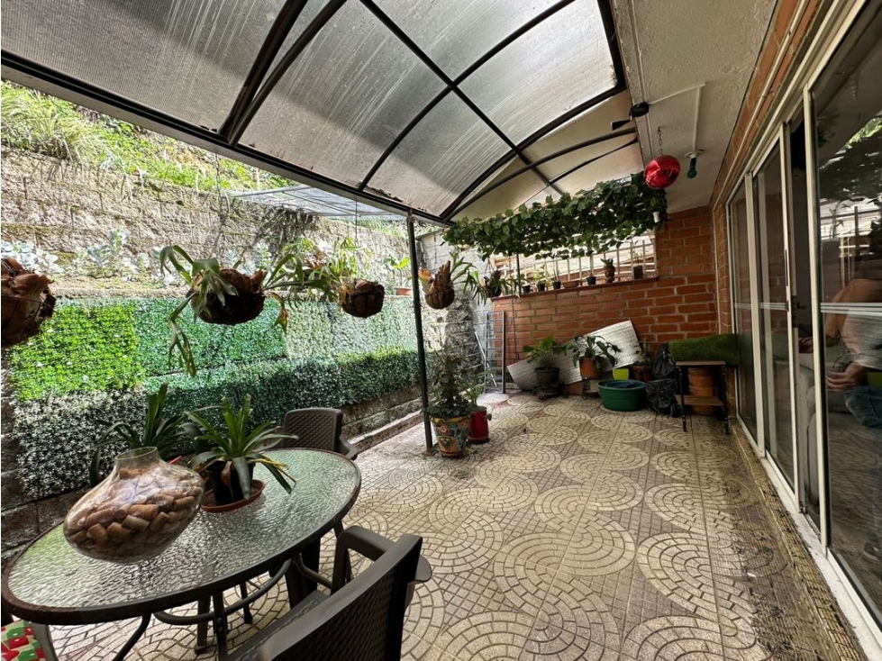 Venta de casa Poblado Medellín sector Castropol