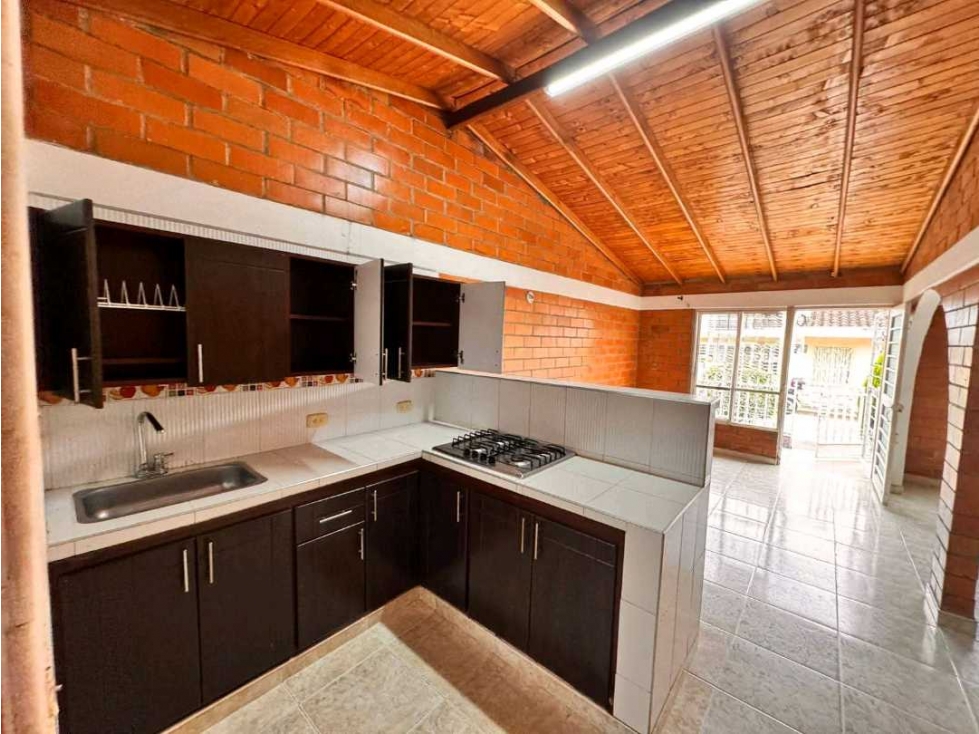VENTA DE CASA PORTAL DE TORRE LA VEGA CARTAGO VALLE — foto 2