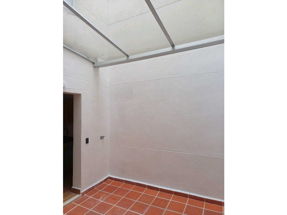 Venta de casa primer piso PH en Laureles Santa Teresita, Medellín — foto 3