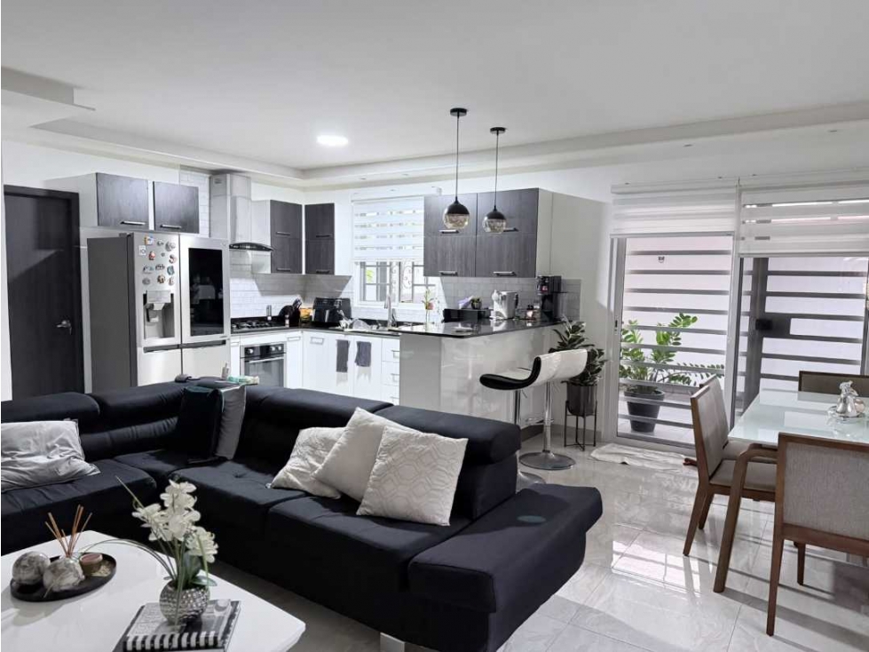 VENTA DE CASA REMODELADA AMUEBLADO DE UNA PLANTA EN CHANIS — foto 5