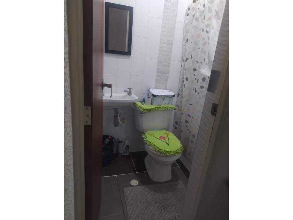 Venta de casa rentable de 180 M2 en 380 mill en La Mesa Cund, Col — foto 2