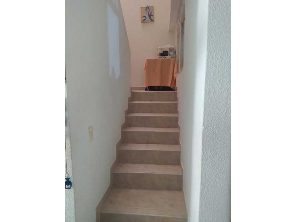 Venta de casa rentable de 180 M2 en 380 mill en La Mesa Cund, Col — foto 3