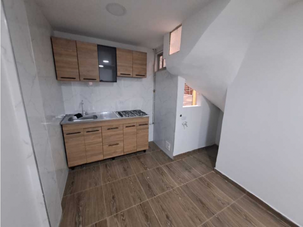 VENTA DE CASA RENTABLE EN CIUDAD BOLIVAR ARBORIZADORA BAJA — foto 6