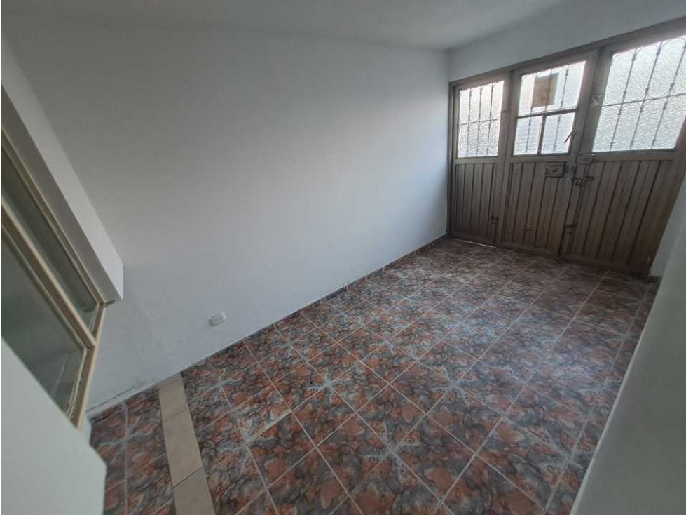 VENTA DE CASA RENTABLE EN KENNEDY CATALINA 2 — foto 3