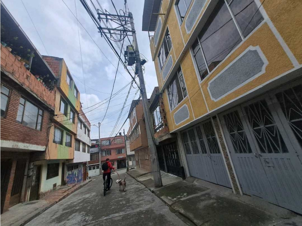 VENTA DE CASA RENTABLE ESQUINERA EN ROMA RUBI KENNEDY TERMINADA — foto 2