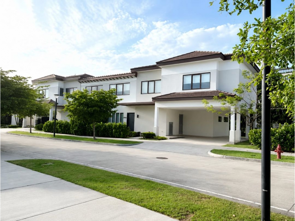 VENTA Y ALQUILER DE CASA SANTA MARIA OPORTUNIDAD THE WOODS 318m2 JP