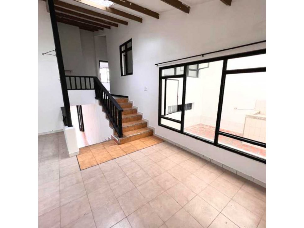 VENTA DE CASA SECTOR BARRIO GRANADA