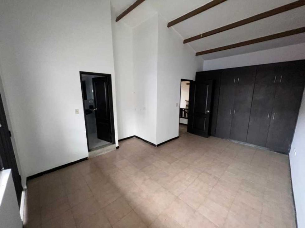 VENTA DE CASA SECTOR BARRIO GRANADA — foto 2