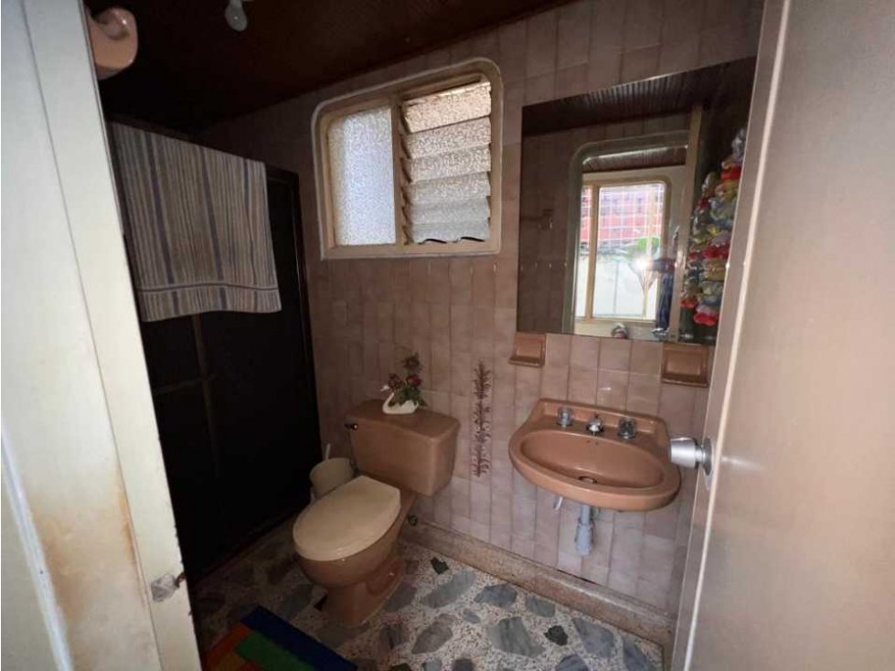 VENTA DE CASA SECTOR BARRIO GRANADA — foto 6