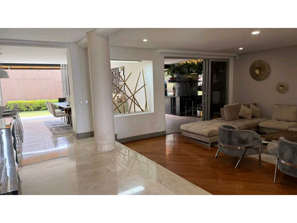 Venta de Casa Sector Padre Marianito Medellìn
