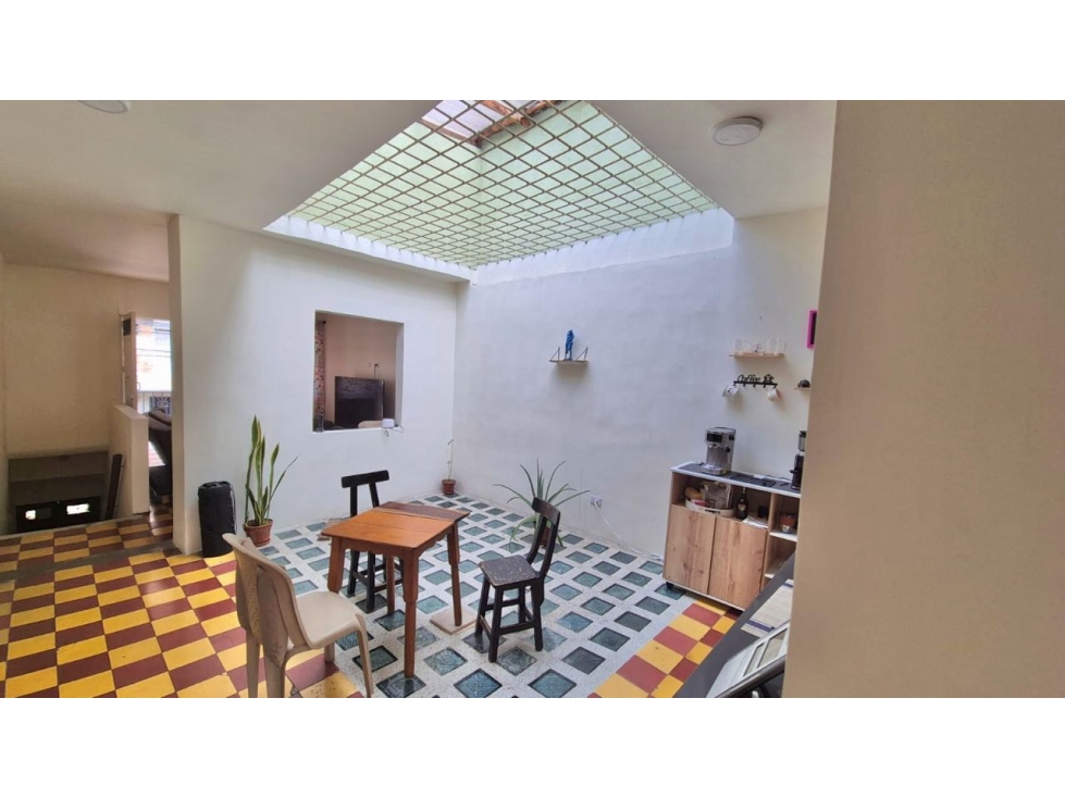 Venta de casa Segundo Piso 98 m2 Mas Terraza con Aire para construir