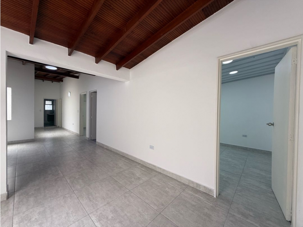Venta de casa segundo piso en Los Colores, Medellín — foto 2