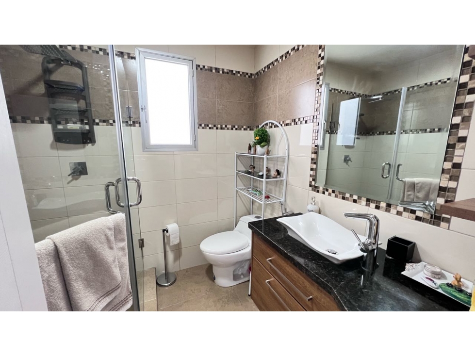 Venta de Casa una planta Urb cerrada Manta Beach — foto 6