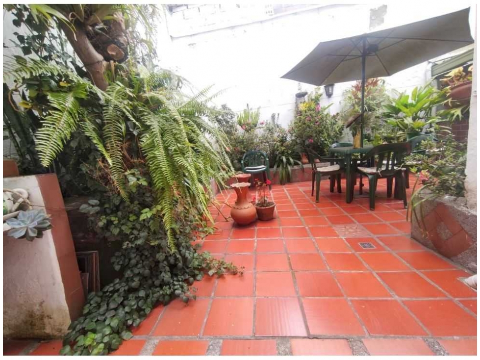 Venta de casa unifamiliar de 2 niveles en Simón Bolívar, Medellín - 2