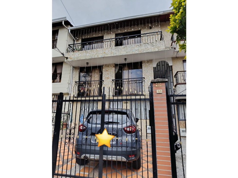 VENTA DE CASA UNIFAMILIAR EN BELLO LAS CABAÑAS