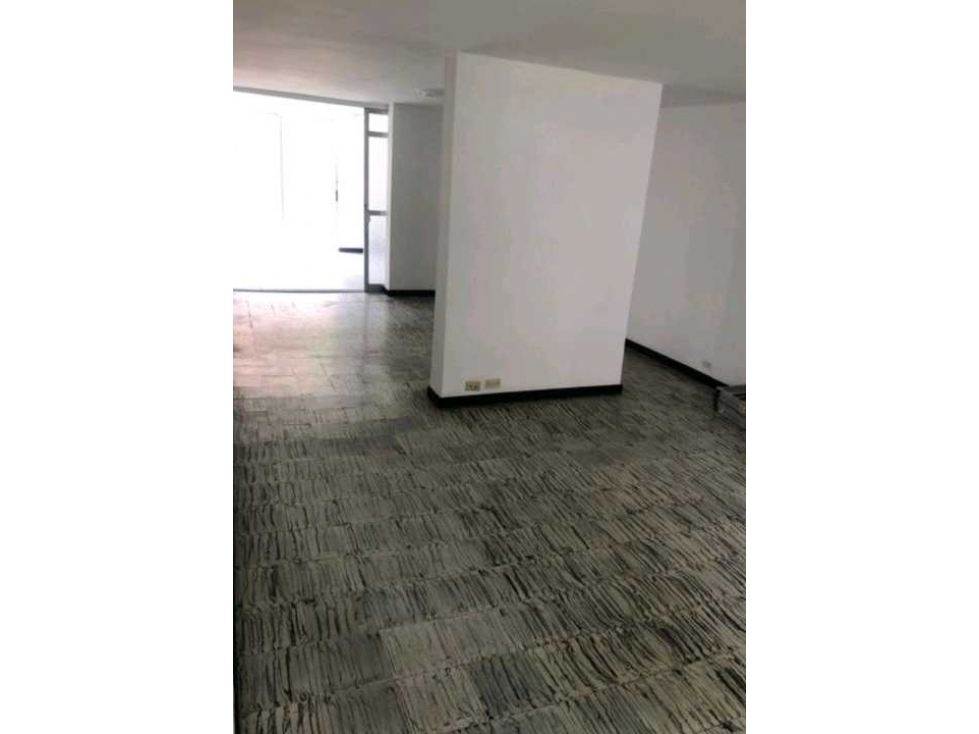 VENTA DE CASA LOTE EN LAURELES, SECTOR LORENA. — foto 3