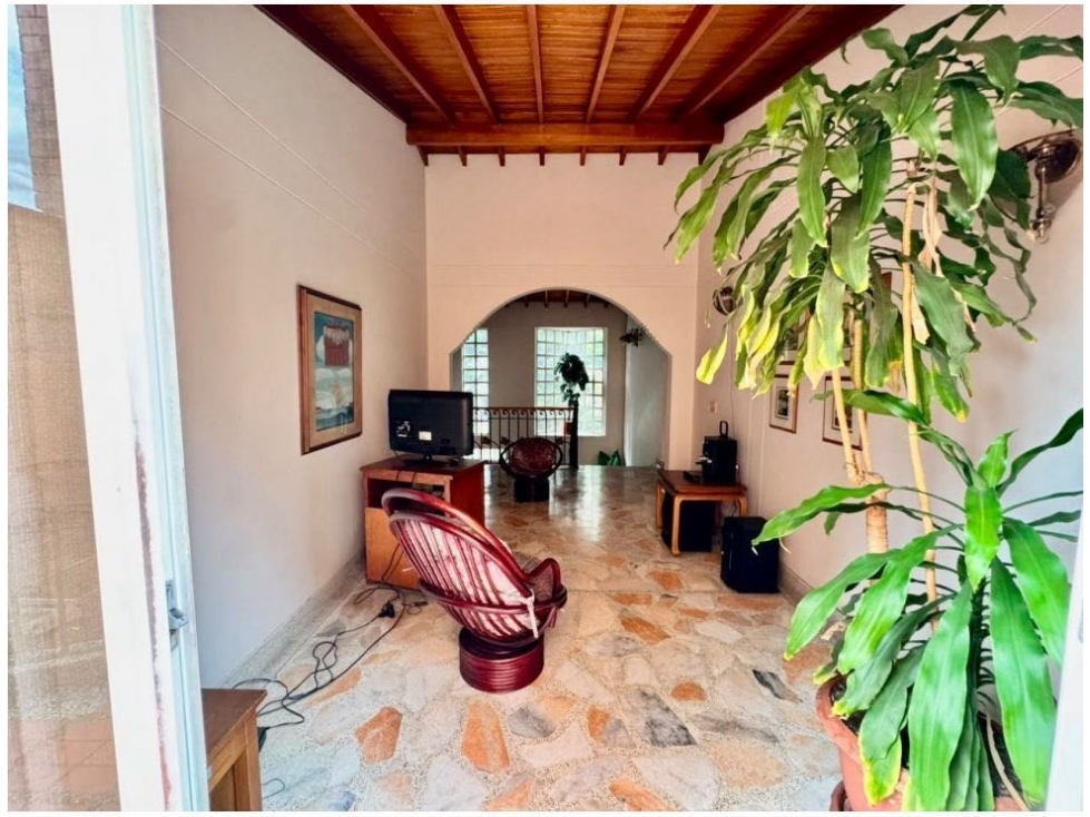 VENTA DE CASA UNIFAMILIAR EN MEDELLÍN-EL ESTADIO-SAN PEDRO Y SAN PABLO — foto 6