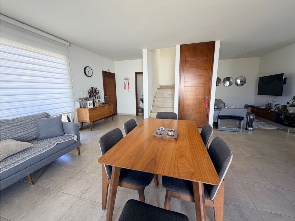 Venta de Casa con Jardín y Terreno Excedente en Madelaine Pachuca — foto 6