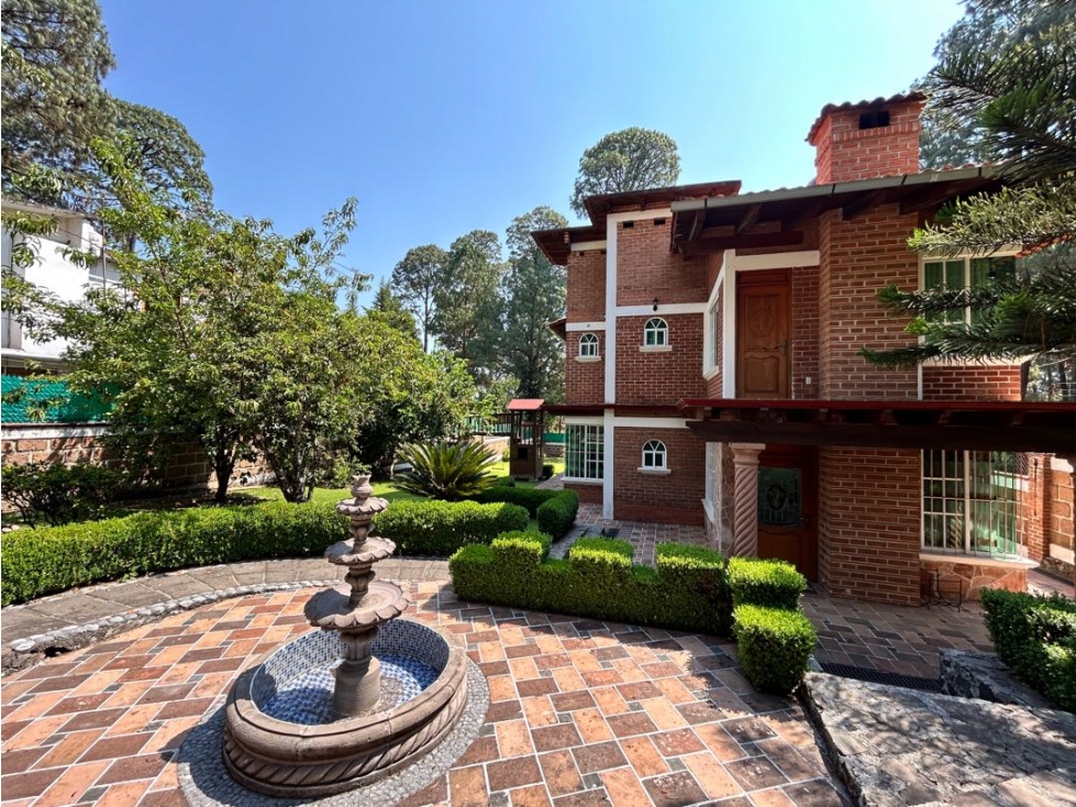 VENTA DE CASA CON ENTORNO ARBOLADO | AVANDARO, VALLE DE BRAVO — foto 2