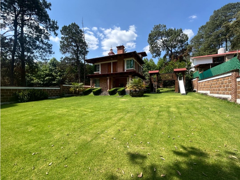 VENTA DE CASA CON ENTORNO ARBOLADO | AVANDARO, VALLE DE BRAVO — foto 4