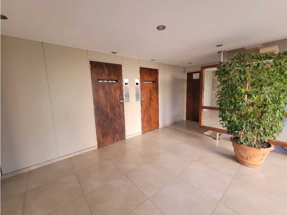 VENTA DE DEPARTAMENTO CENTRICO EN PINAMAR - 2