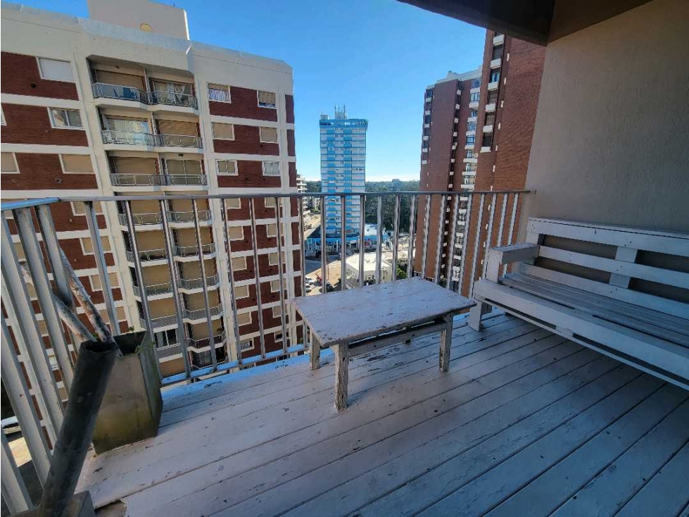 VENTA DE DEPARTAMENTO CENTRICO EN PINAMAR - 6