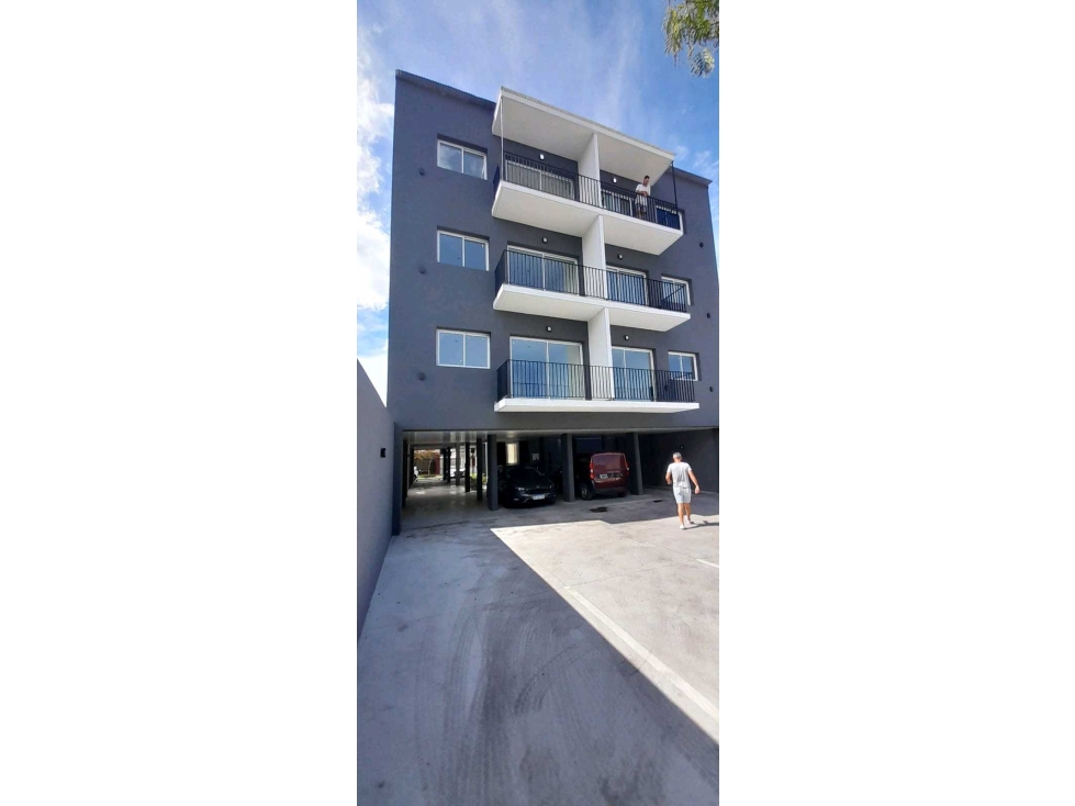 VENTA DE DEPARTAMENTOS A ESTRENAR 2 AMB. CON COCHERA. CHACABUCO 5800. — foto 2