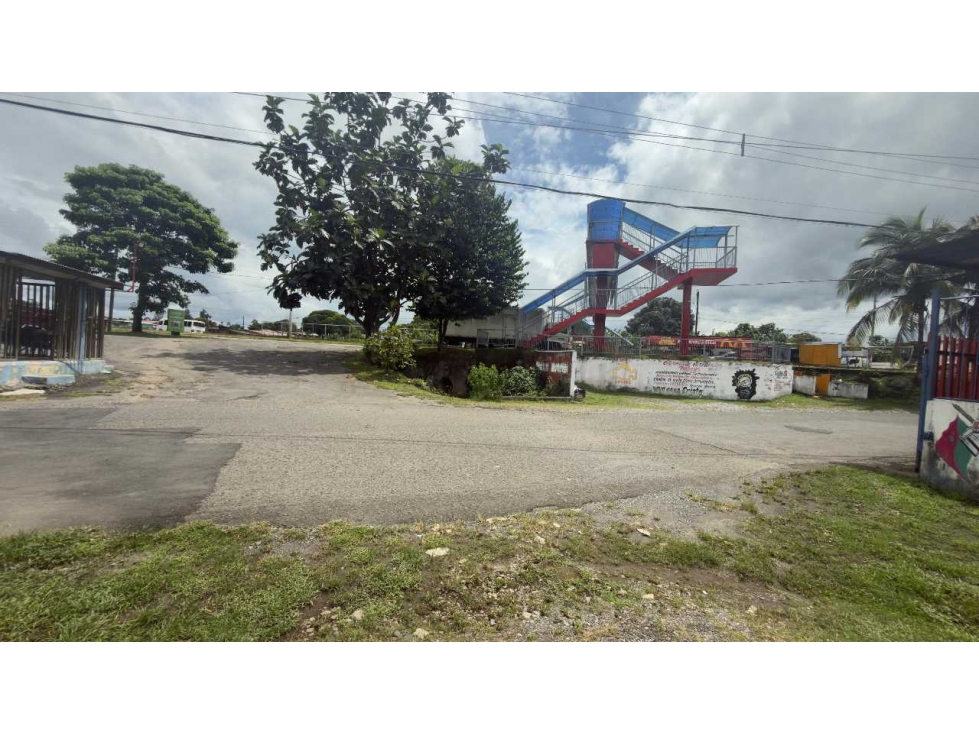 VENTA DE DOS CASAS EN BUGABA MAS TERRENO