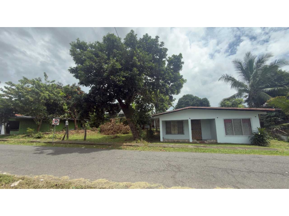 VENTA DE DOS CASAS EN BUGABA MAS TERRENO — foto 5