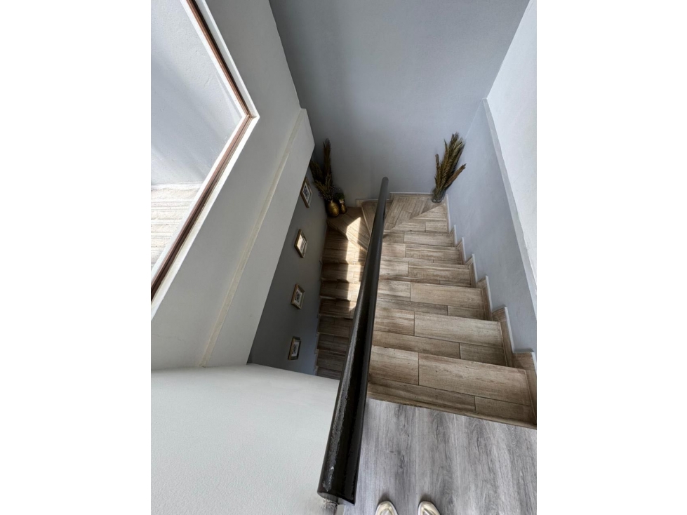 Venta de dos casas en una estilo Duplex | Diablo, Ancon — foto 5