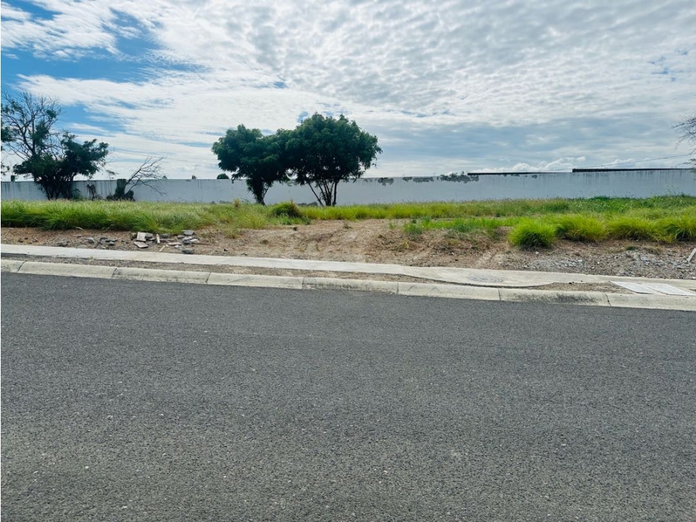 Venta de dos lotes juntos en Urb. Montecristi Golf Club. - 3