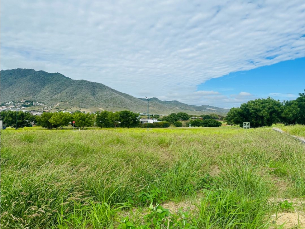 Venta de dos lotes juntos en Urb. Montecristi Golf Club. - 4