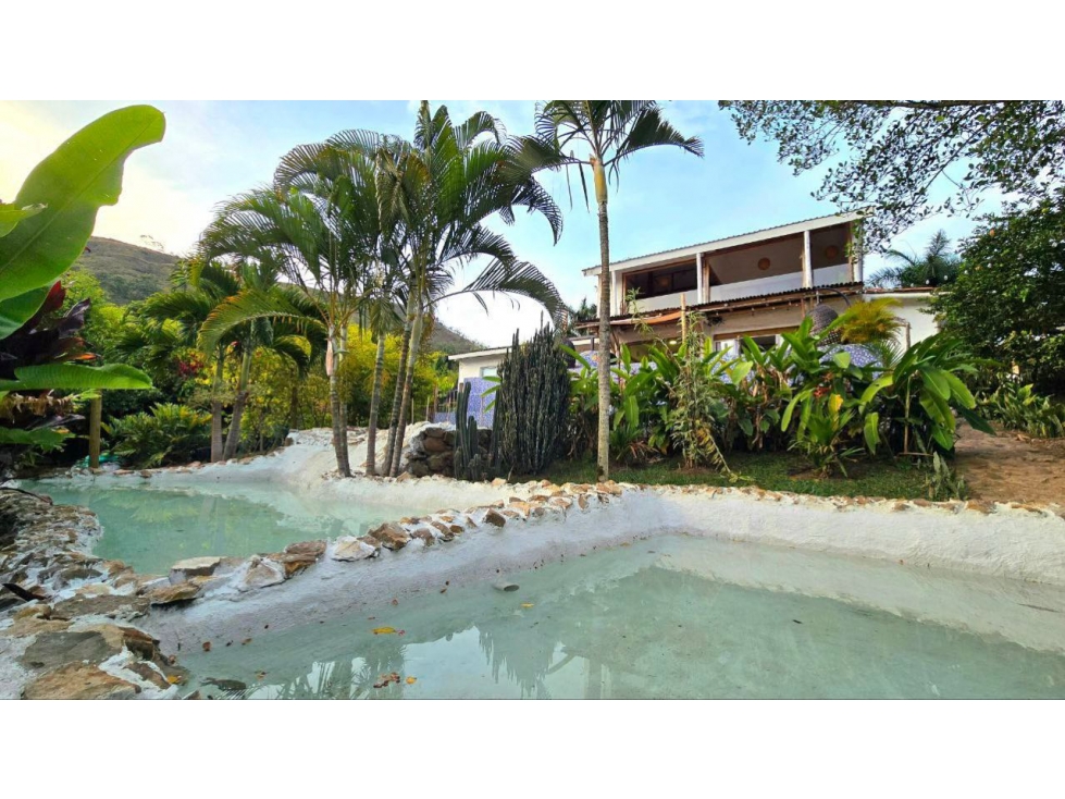 Venta de Eco Hotel a 7 min de Cali Valle - La Castilla (Las Palmas) - 1